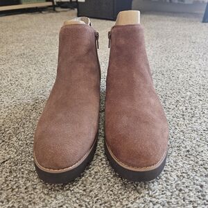 Vionic Brionie Ankle Bootie